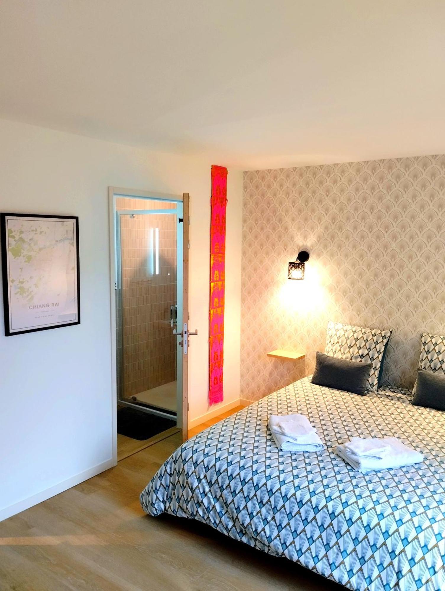 Chez Clo & Tonio Bed & Breakfast Saint-Helen Bagian luar foto