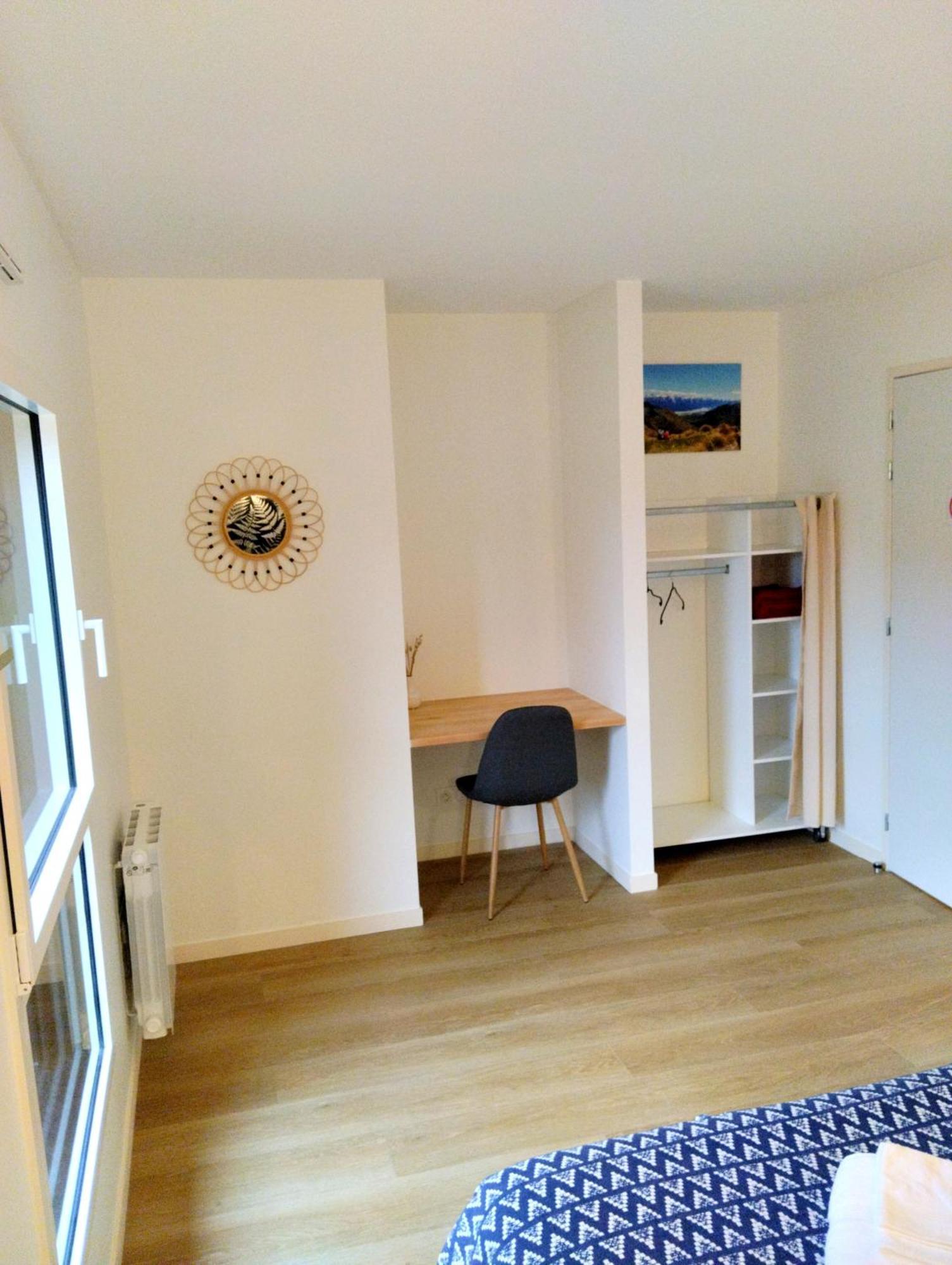 Chez Clo & Tonio Bed & Breakfast Saint-Helen Bagian luar foto