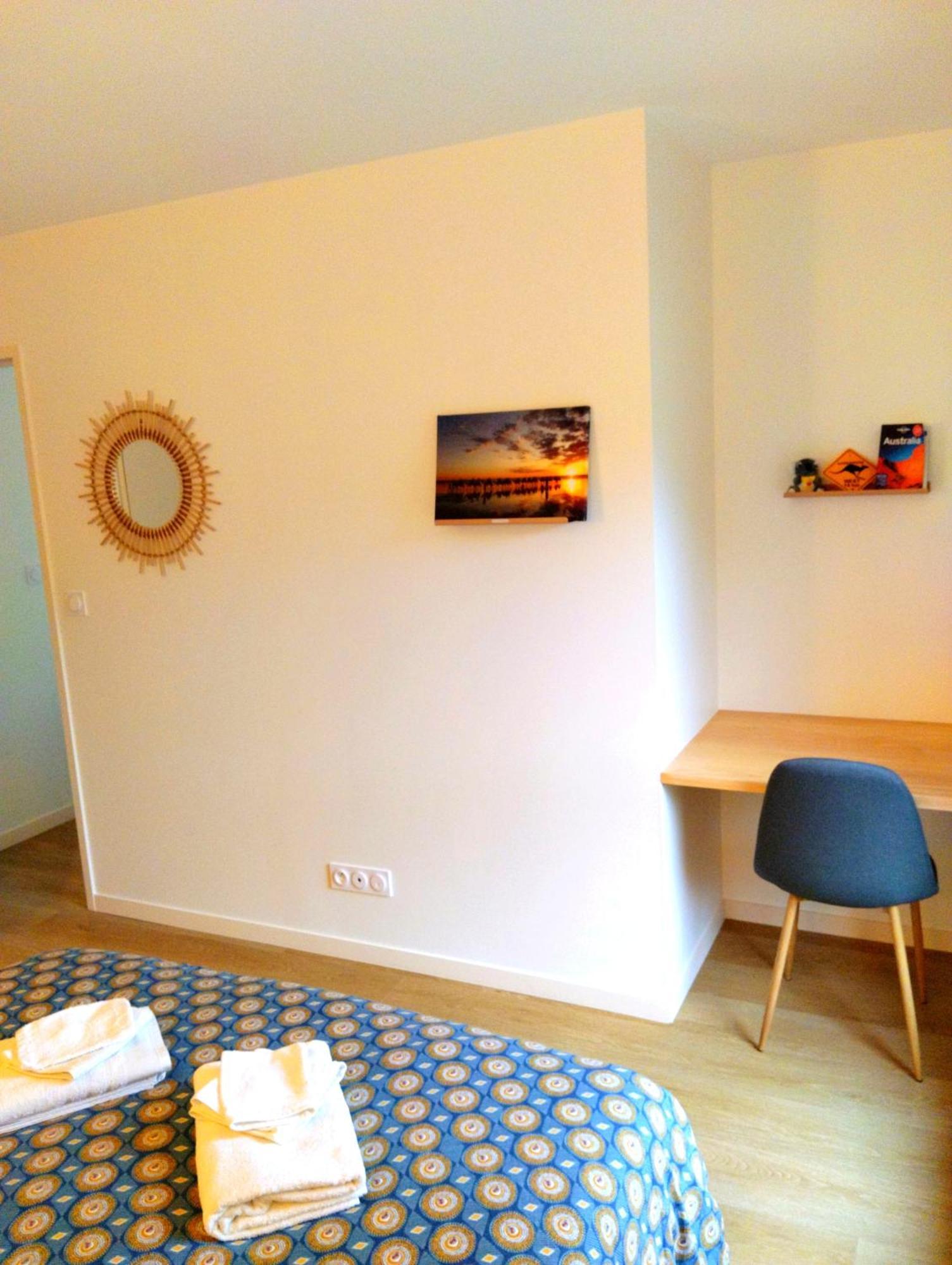 Chez Clo & Tonio Bed & Breakfast Saint-Helen Bagian luar foto