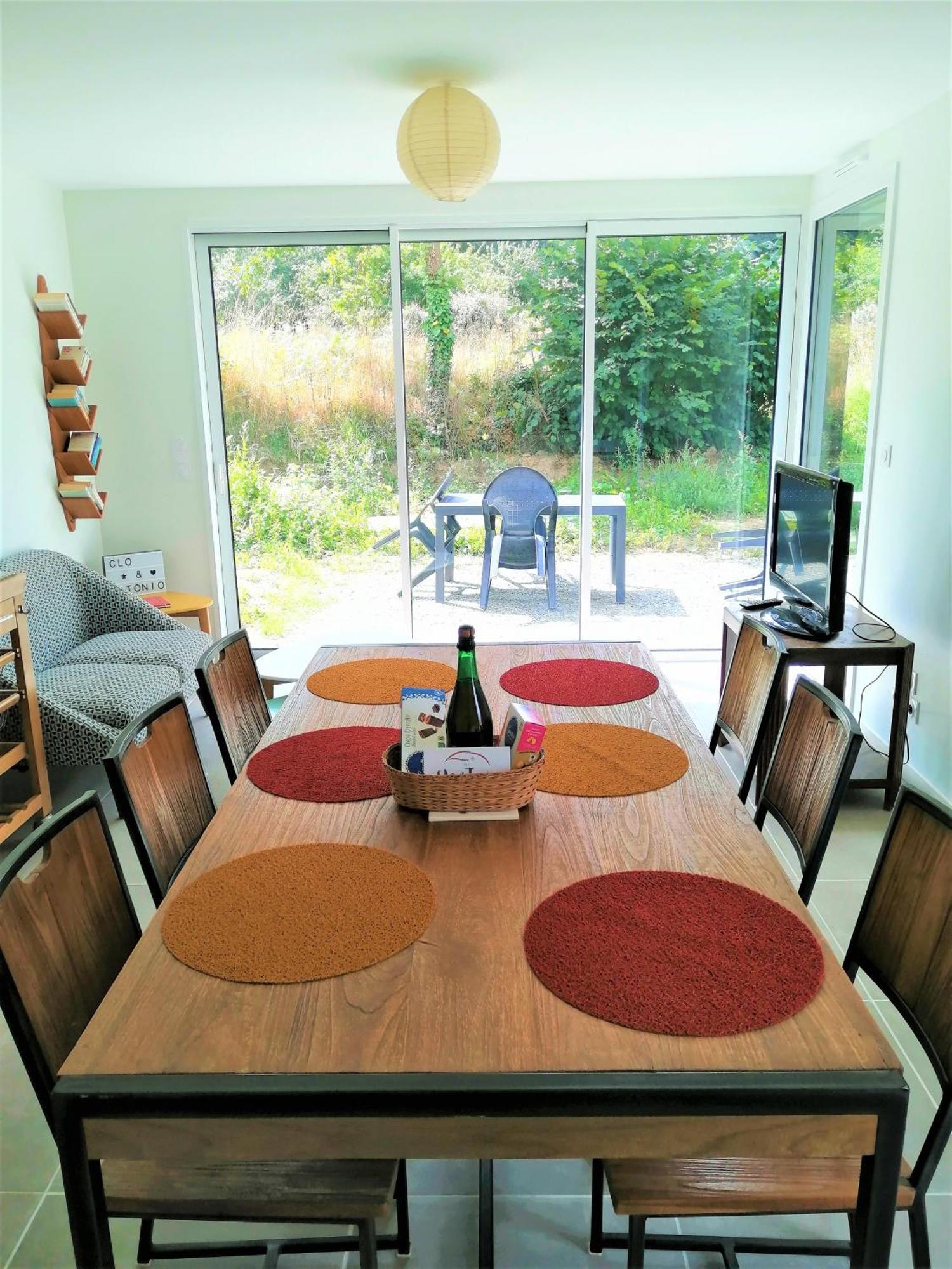 Chez Clo & Tonio Bed & Breakfast Saint-Helen Bagian luar foto