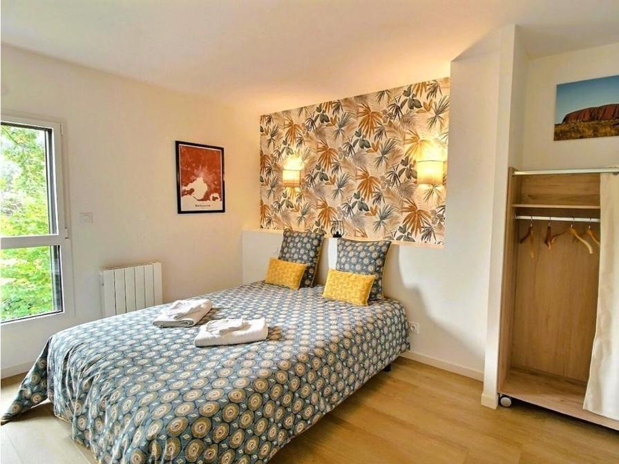 Chez Clo & Tonio Bed & Breakfast Saint-Helen Bagian luar foto