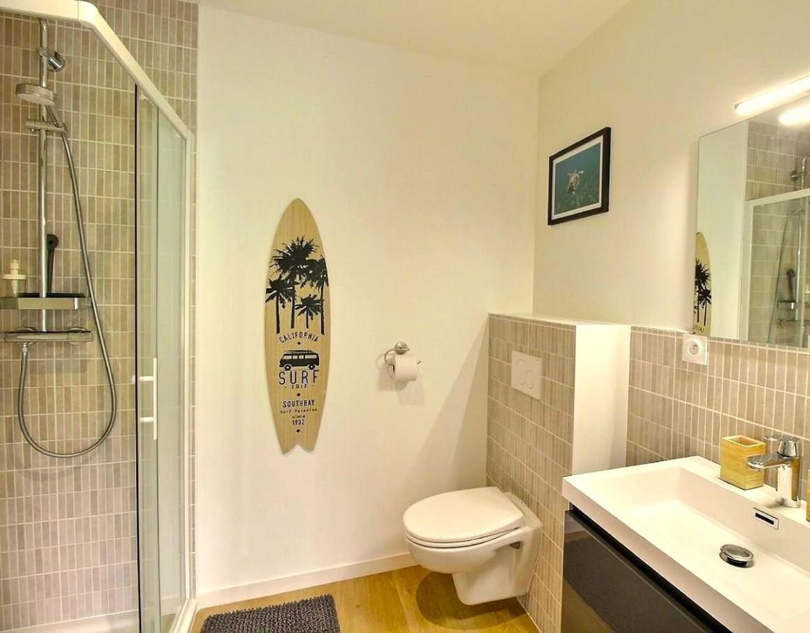 Chez Clo & Tonio Bed & Breakfast Saint-Helen Bagian luar foto